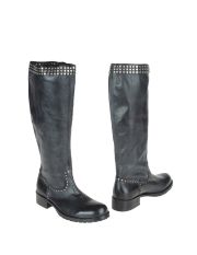 HTC - Botas