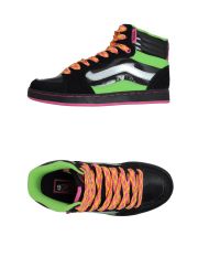 VANS - Hochgeschlossener Sneaker