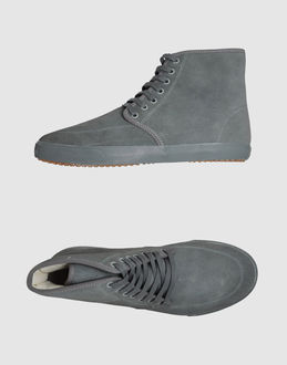 Hochgeschlossener Sneaker - GENERIC SURPLUS