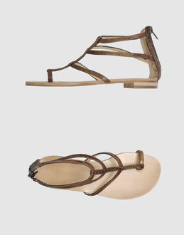 ADELE FADO - CALZATURE - Infradito - su YOOX.COM