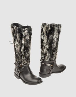 GESTE PROPOSITION - CALZATURE - Stivali - su YOOX.COM