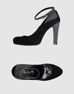 INNUE' - CALZATURE - Decolletes con plateau - su YOOX.COM