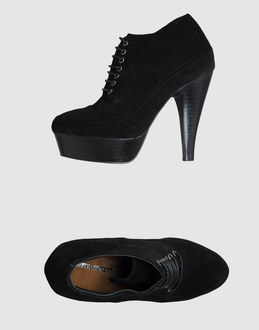 FAUSTA MORETTI - CALZATURE - Stringate - su YOOX.COM