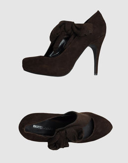 FAUSTA MORETTI - CALZATURE - Decolletes con plateau - su YOOX.COM