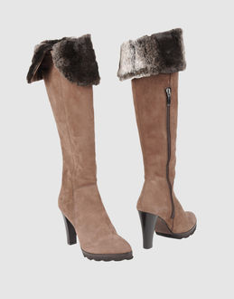INNUE' - CALZATURE - Stivali con tacco - su YOOX.COM