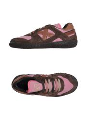 MUNICH - Sneakers