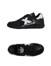 MUNICH - Sneakers