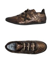 MUNICH - Sneakers