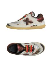 MUNICH - Sneakers