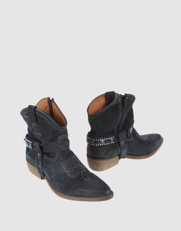 MET - CALZATURE - Stivaletti - su YOOX.COM