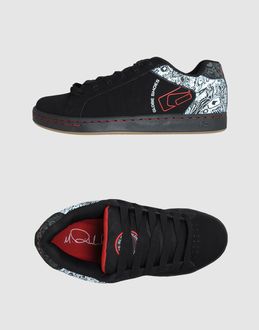 GLOBE - CALZATURE - Sneakers - su YOOX.COM