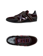 MUNICH - Sneakers