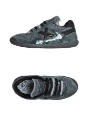 MUNICH - Sneakers