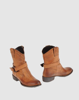 FRANCESCO MORICHETTI - CALZATURE - Stivaletti - su YOOX.COM