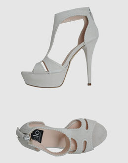 ISLO ISABELLA LORUSSO - CALZATURE - Sandali con plateau - su YOOX.COM