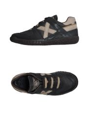 MUNICH - Sneakers