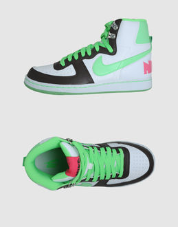 NIKE - CALZATURE - Sneakers alte - su YOOX.COM