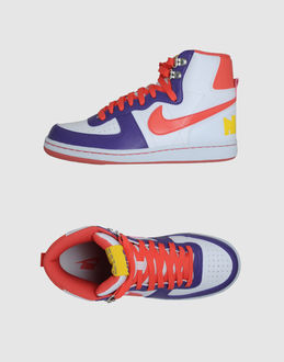 NIKE - CALZATURE - Sneakers alte - su YOOX.COM