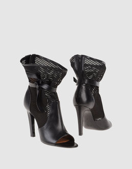 VIKTOR & ROLF - CALZATURE - Stivaletti - su YOOX.COM
