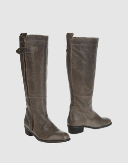 KEY TÉ - CALZATURE - Stivali con tacco - su YOOX.COM