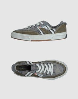 SUPERGA PER COLLECTION PRIVEE? - CALZATURE - Sneakers - su YOOX.COM