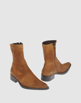 JANET & JANET - CALZATURE - Stivaletti - su YOOX.COM