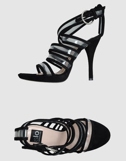 ISLO ISABELLA LORUSSO - CALZATURE - Sandali con plateau - su YOOX.COM