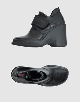 WORK IN PROGRESS - CALZATURE - Zeppe - su YOOX.COM