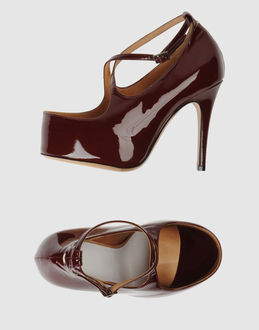 MAISON MARTIN MARGIELA 22 - CALZATURE - Decolletes con plateau - su YOOX.COM