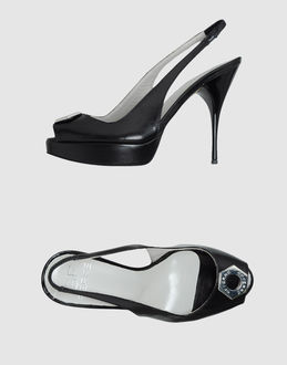 GF FERRE' - CALZATURE - Sandali con plateau - su YOOX.COM