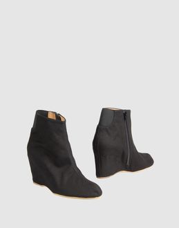 MAISON MARTIN MARGIELA 22 - CALZATURE - Stivaletti - su YOOX.COM