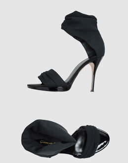 GIANVITO ROSSI - CALZATURE - Sandali con plateau - su YOOX.COM