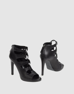 GIUSEPPE ZANOTTI FOR CHRISTOPHER KANE - CALZATURE - Sandali con plateau - su YOOX.COM