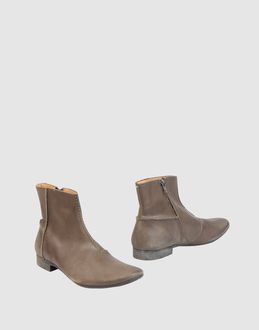 MAISON MARTIN MARGIELA 22 - CALZATURE - Stivaletti - su YOOX.COM
