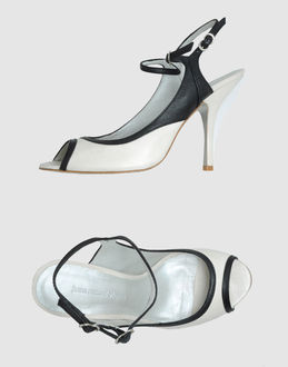 Sandalen mit Absatz - JUAN ANTONIO LOPEZ - BEI YOOX.COM