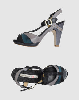 MANUFACTURE D'ESSAI - CALZATURE - Sandali con plateau - su YOOX.COM