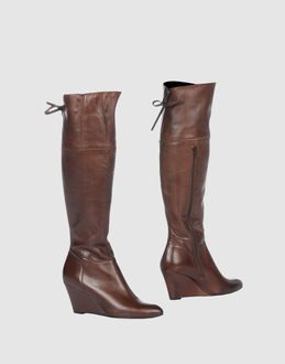 02 - CALZATURE - Stivali con tacco - su YOOX.COM