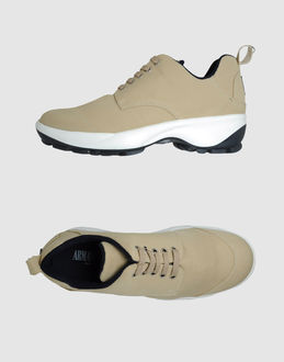 Sneakers - ARMANI JEANS - BEI YOOX.COM