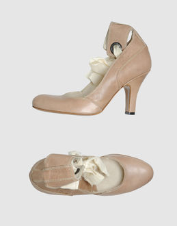 VIVIENNE WESTWOOD - CALZATURE - Decolletes - su YOOX.COM