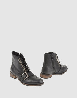 CARVELA - CALZATURE - Stivaletti - su YOOX.COM