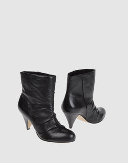 CARVELA - CALZATURE - Stivaletti - su YOOX.COM