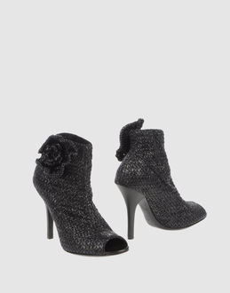 DOLCE & GABBANA - CALZATURE - Stivaletti - su YOOX.COM