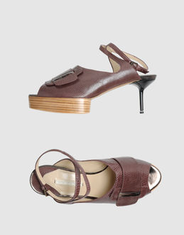 NICHOLAS KIRKWOOD - CALZATURE - Sandali con plateau - su YOOX.COM