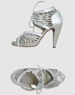IXOS - CALZATURE - Sandali con plateau - su YOOX.COM