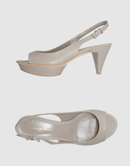 GIANVITO ROSSI - CALZATURE - Sandali con plateau - su YOOX.COM