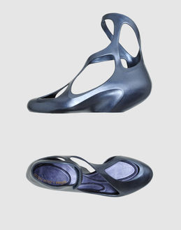 MELISSA + ZAHA HADID - CALZATURE - Zeppe - su YOOX.COM