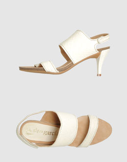 PEDRO GARCÍA - CALZATURE - Sandali con plateau - su YOOX.COM