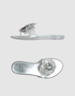 STUART WEITZMAN - CALZATURE - Infradito - su YOOX.COM