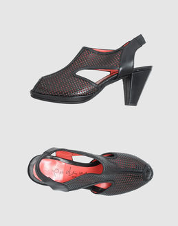 PAS DE ROUGE - CALZATURE - Sandali con plateau - su YOOX.COM