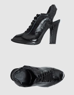 RUCO LINE - CALZATURE - Stringate - su YOOX.COM